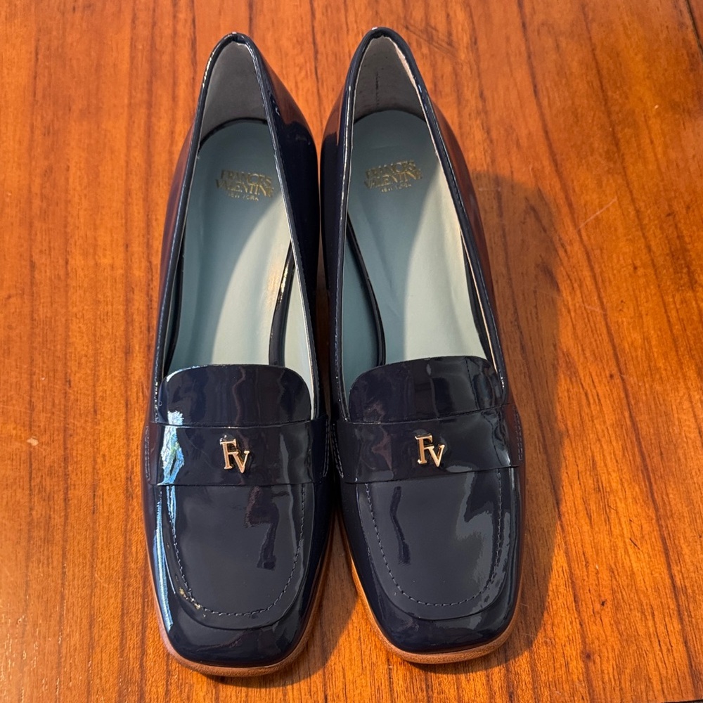 Frances Valentine Twiggy Loafer Heel, size 8.5, color Soft Patent Navy